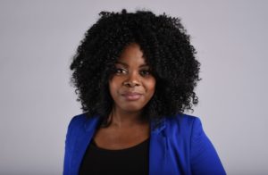 Stacey Esajas uitgelicht