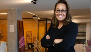 Sharon uitgelicht