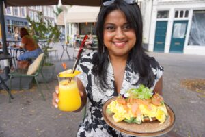 Priya Loves Food - Roseval - 1